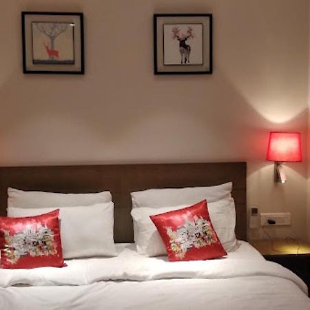 Hotel Le Lotus Grand Kakarmatha 外观 照片