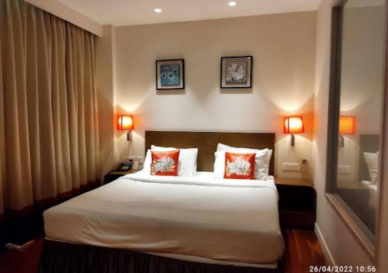 Hotel Le Lotus Grand Kakarmatha 外观 照片
