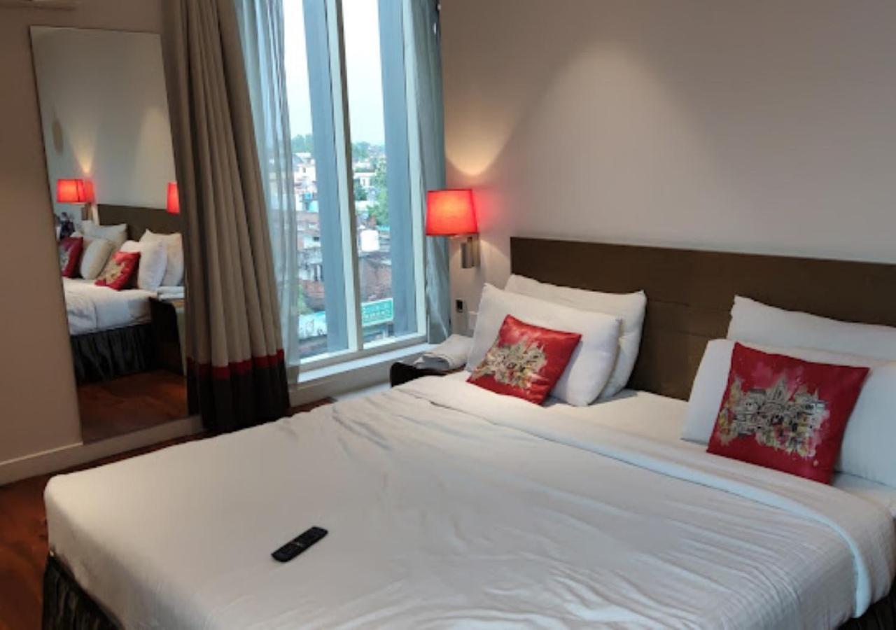 Hotel Le Lotus Grand Kakarmatha 外观 照片