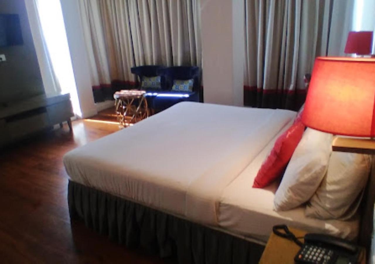 Hotel Le Lotus Grand Kakarmatha 外观 照片