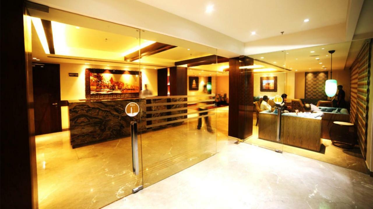 Hotel Le Lotus Grand Kakarmatha 外观 照片