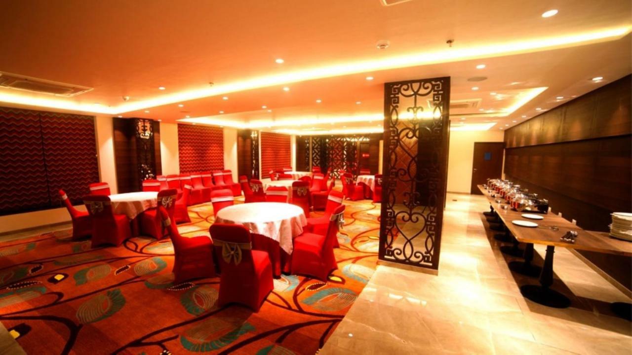 Hotel Le Lotus Grand Kakarmatha 外观 照片