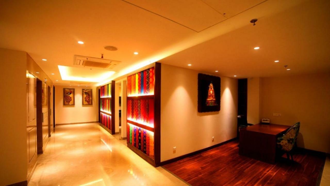 Hotel Le Lotus Grand Kakarmatha 外观 照片