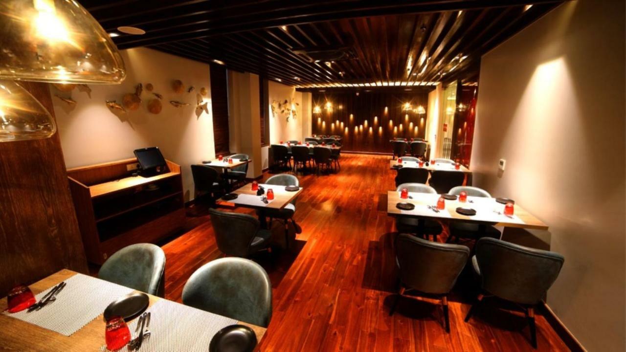 Hotel Le Lotus Grand Kakarmatha 外观 照片