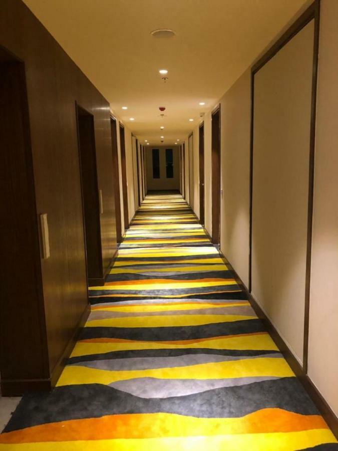 Hotel Le Lotus Grand Kakarmatha 外观 照片